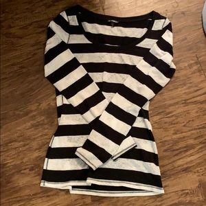 Express size small long sleeve